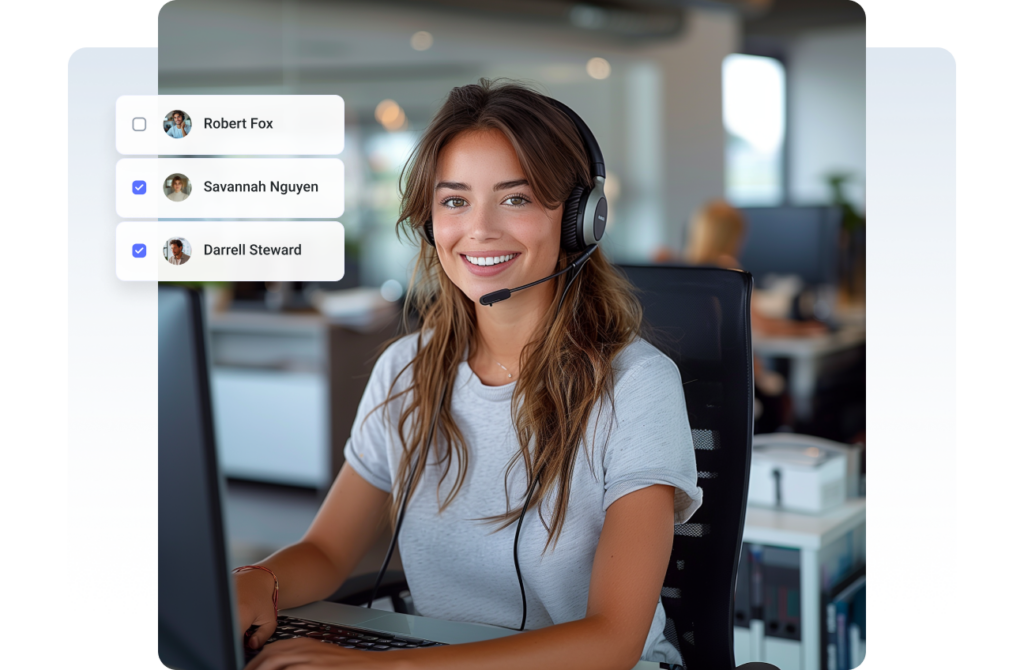 agent-working-on-inbound-call-center-software